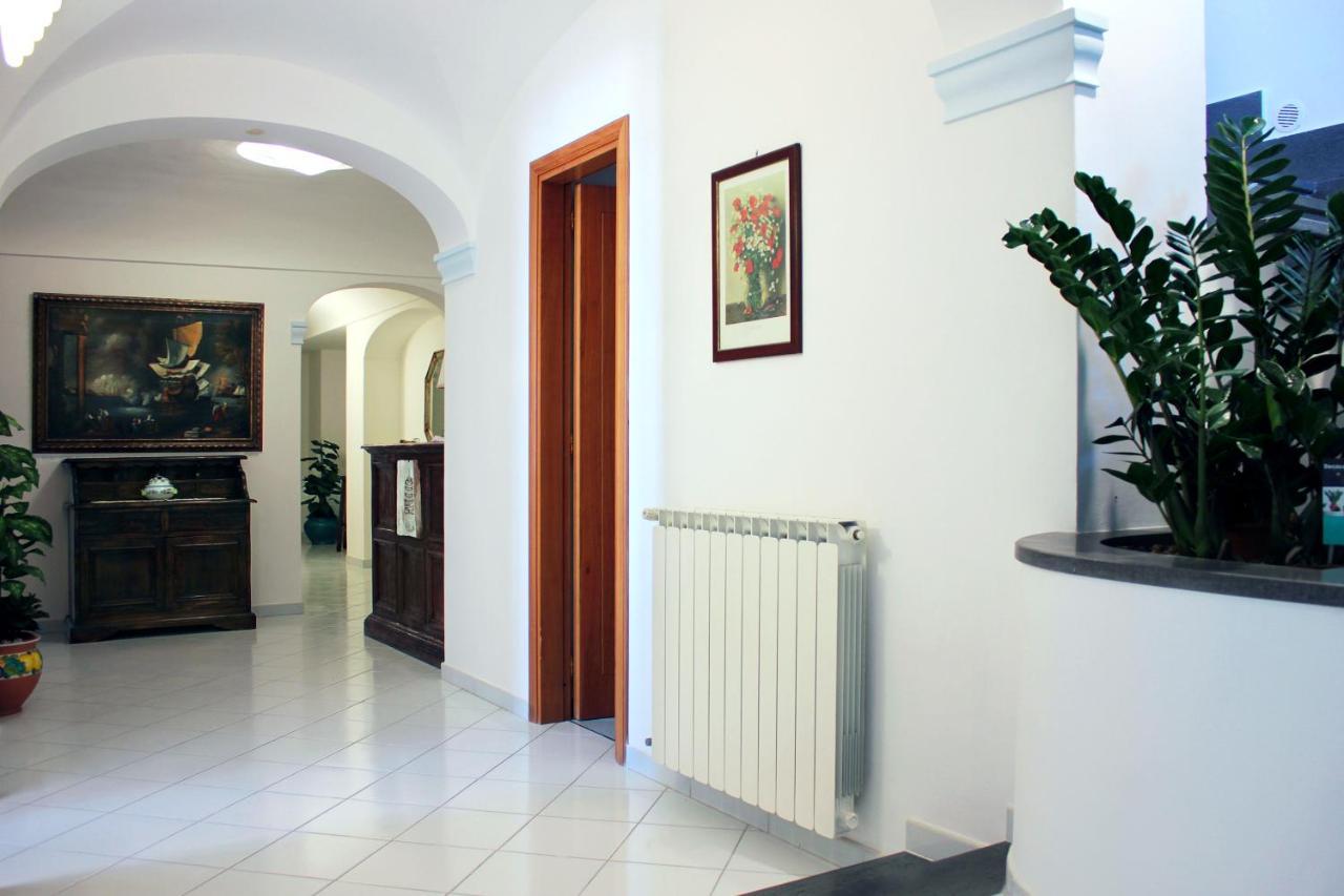 La Pergola Del Torchio Bed & Breakfast Ischia Bagian luar foto